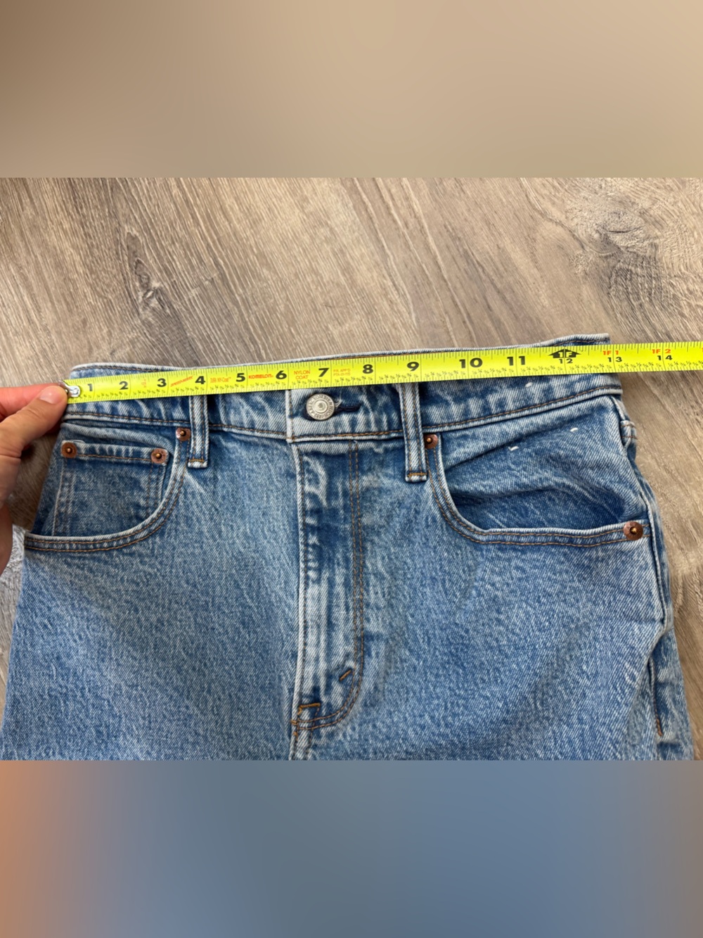Abercrombie & Fitch The 90s Straight Ultra High Rise Jeans Size 2s - Picture 4 of 8